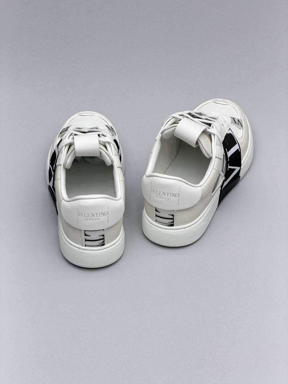 Valen - Straw in Shoes White