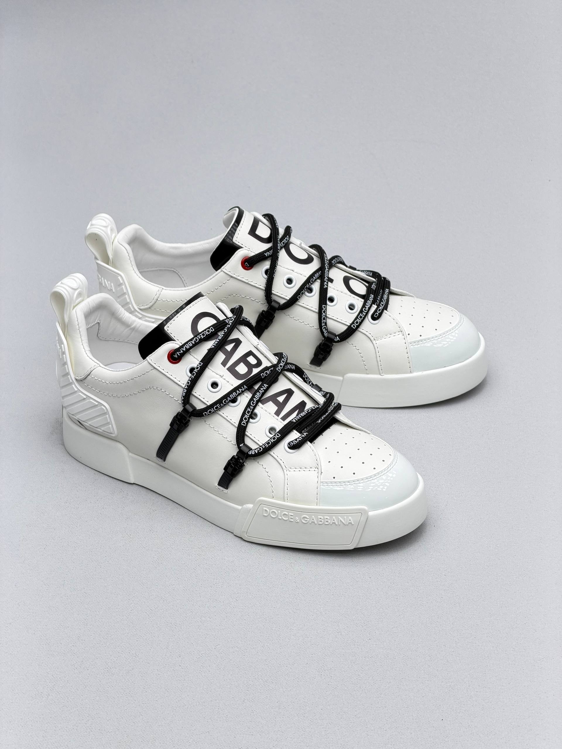 DG Men’s White Logo print Shoes