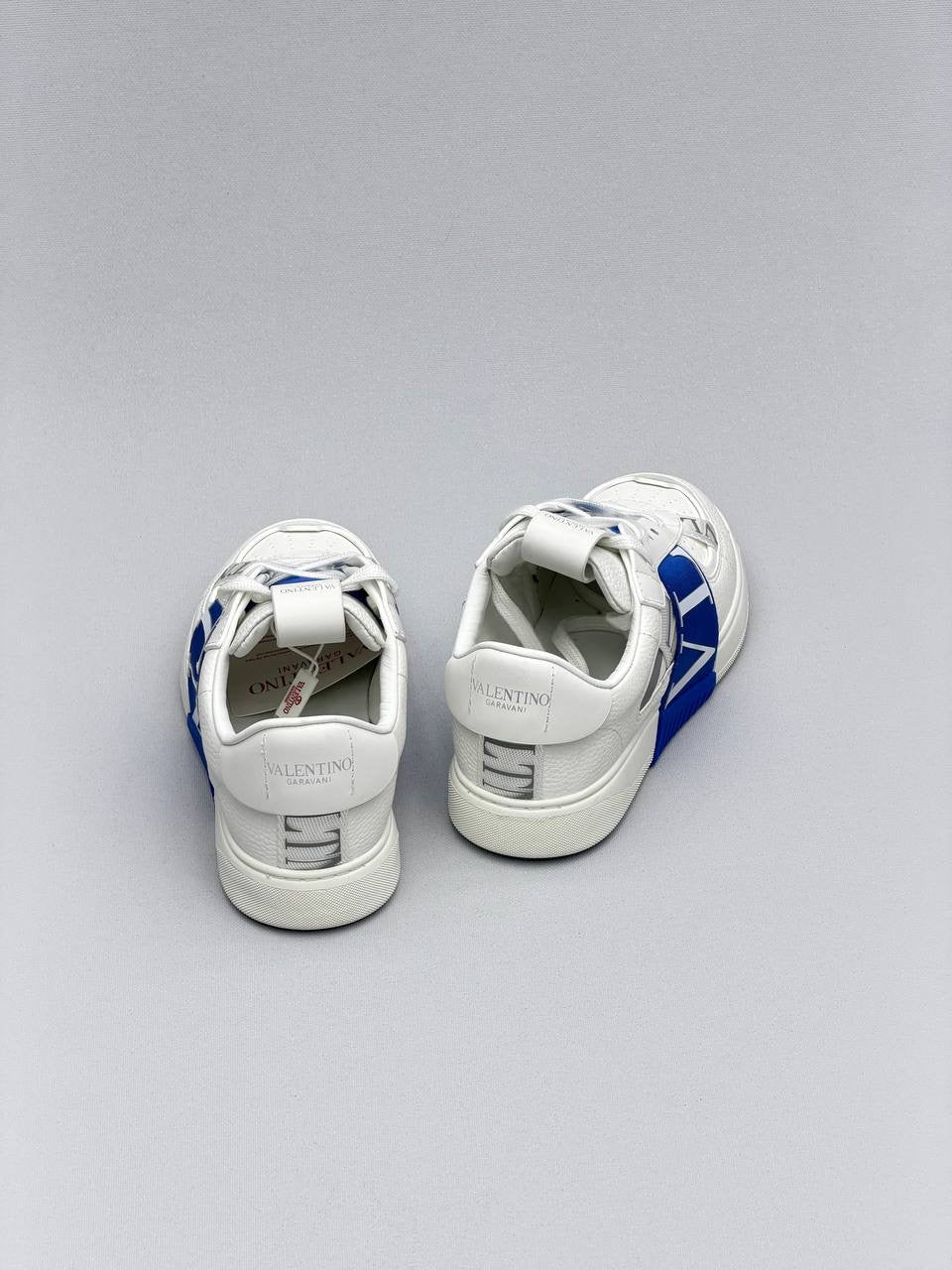 Valen - Straw in Shoes Blue