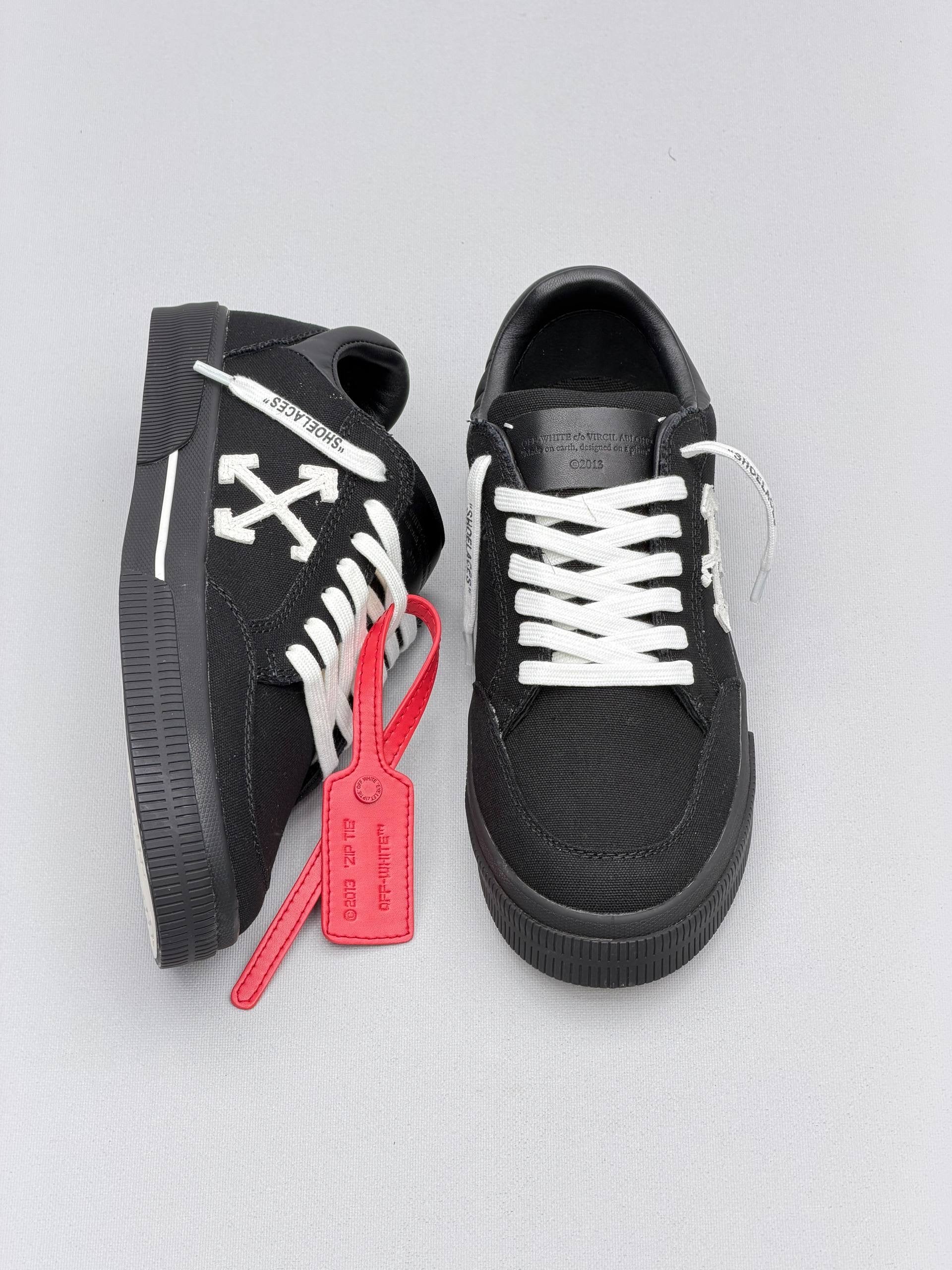 Off - canvas classic Black