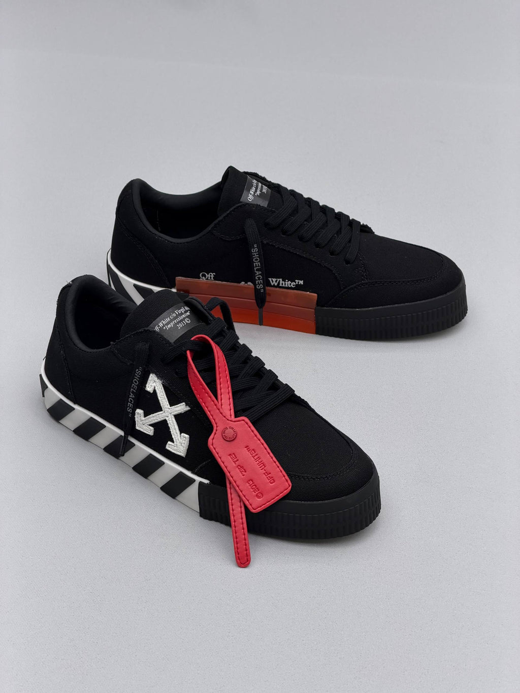 Off - Suede canvas classic Black