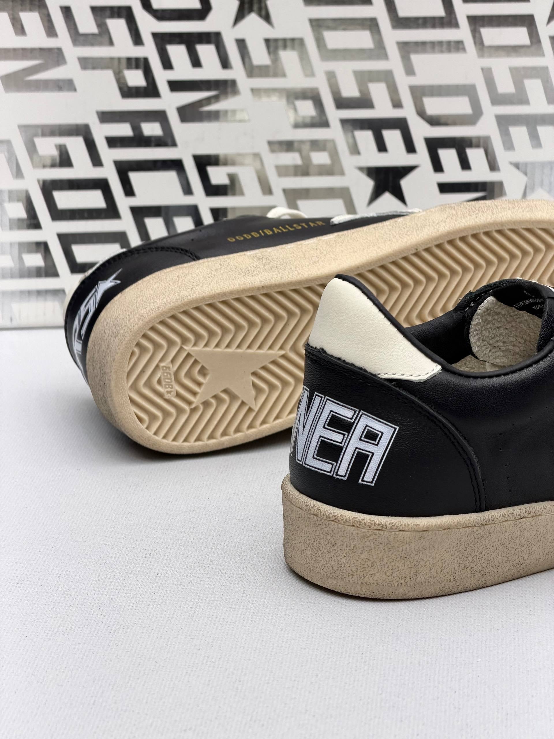 Golden Ball Sandals Black Classic